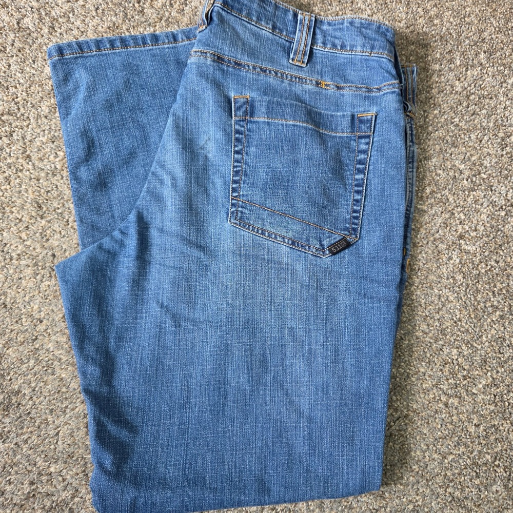 5.11 Tactical Defender-Flex Straight Leg Blue Denim Jeans Mens 40x32 Medium Wash